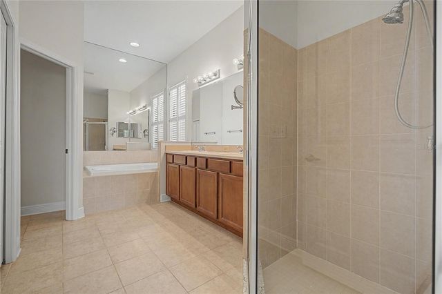 8152 LAGERFELD DRIVE, Land O Lakes, FL 34637