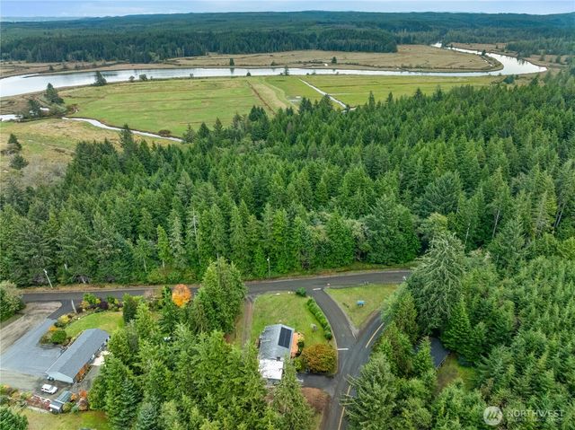 19 Johns River Road, Aberdeen, WA 98520