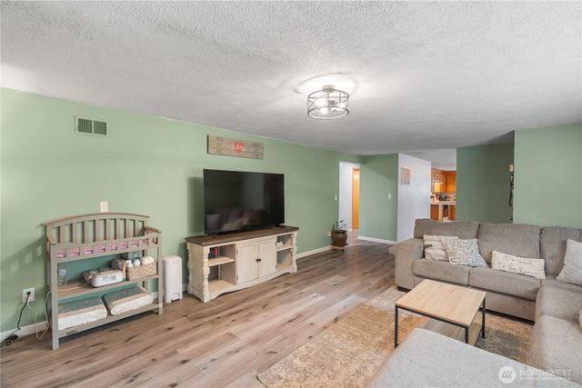 19 Johns River Road, Aberdeen, WA 98520