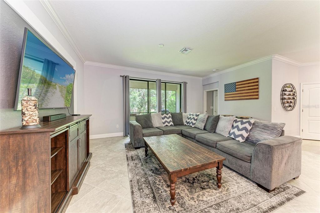 Image 11 of property listing at 11515 SWEETGRASS DRIVE, Bradenton, FL 34212
