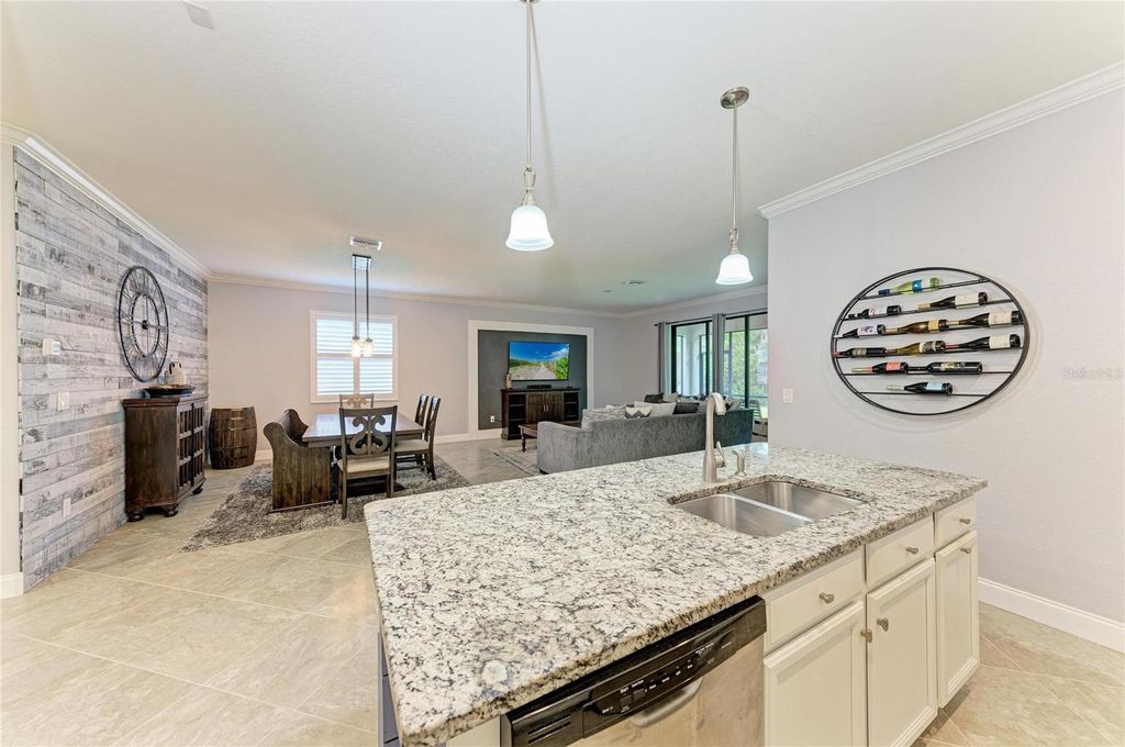 Image 18 of property listing at 11515 SWEETGRASS DRIVE, Bradenton, FL 34212