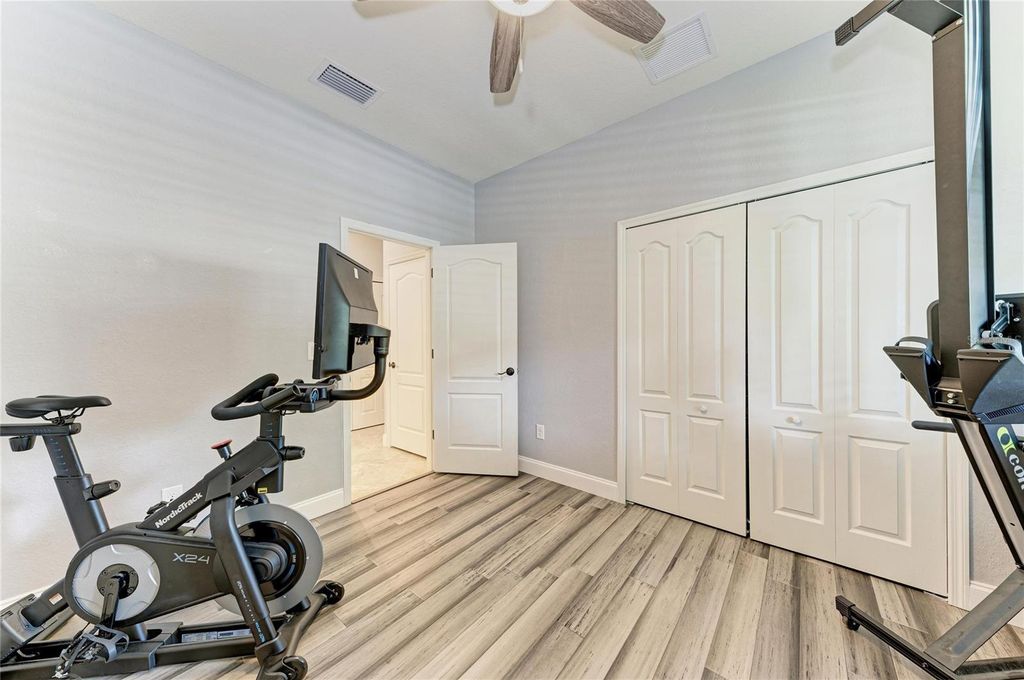 Image 25 of property listing at 11515 SWEETGRASS DRIVE, Bradenton, FL 34212