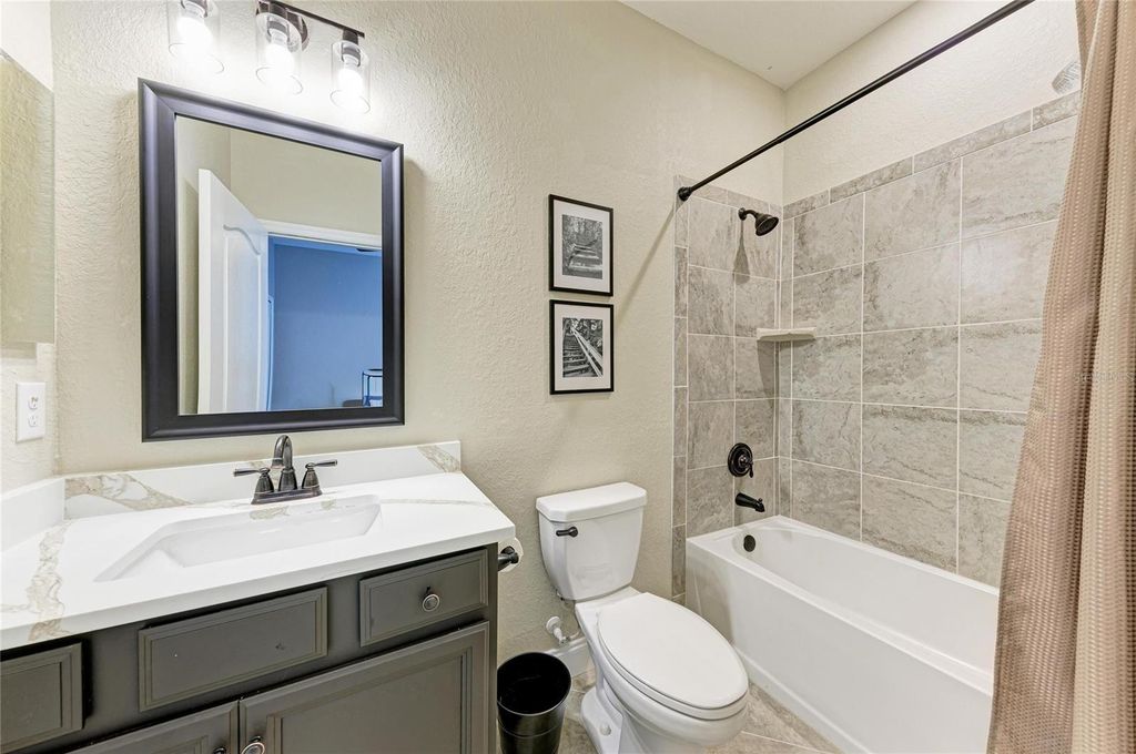 Image 31 of property listing at 11515 SWEETGRASS DRIVE, Bradenton, FL 34212