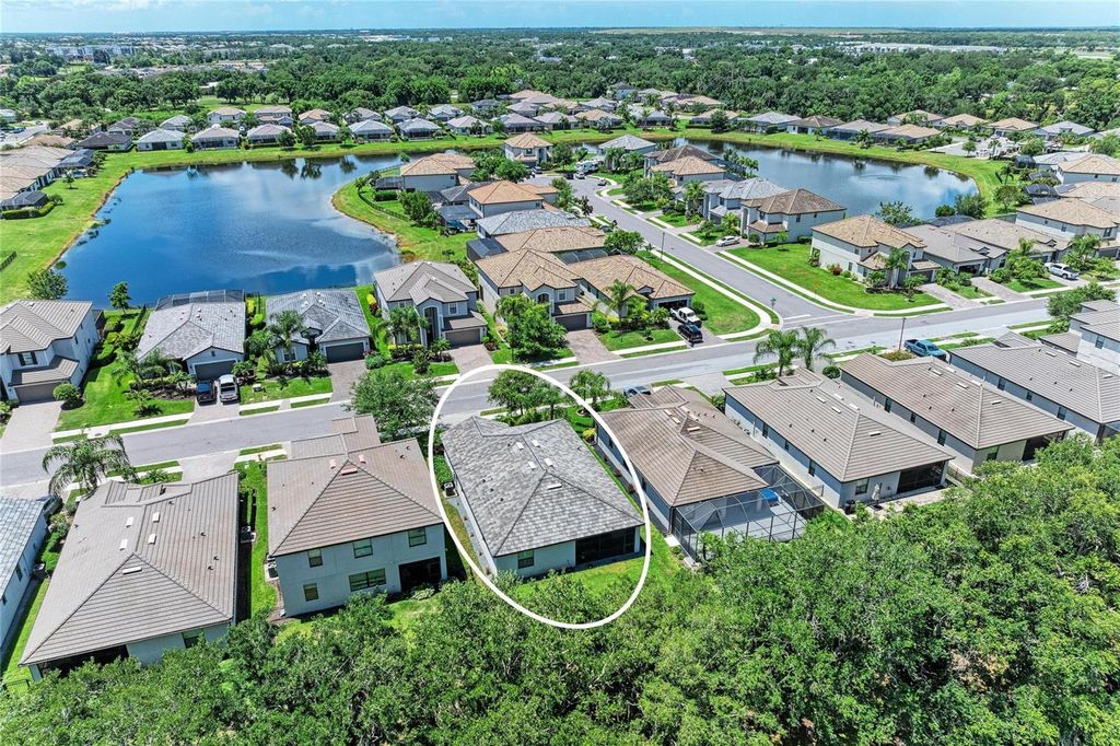 Image 42 of property listing at 11515 SWEETGRASS DRIVE, Bradenton, FL 34212