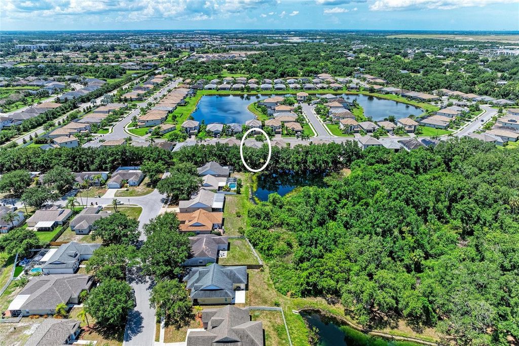 Image 43 of property listing at 11515 SWEETGRASS DRIVE, Bradenton, FL 34212