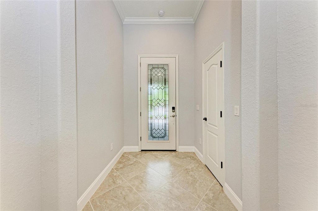 Image 6 of property listing at 11515 SWEETGRASS DRIVE, Bradenton, FL 34212