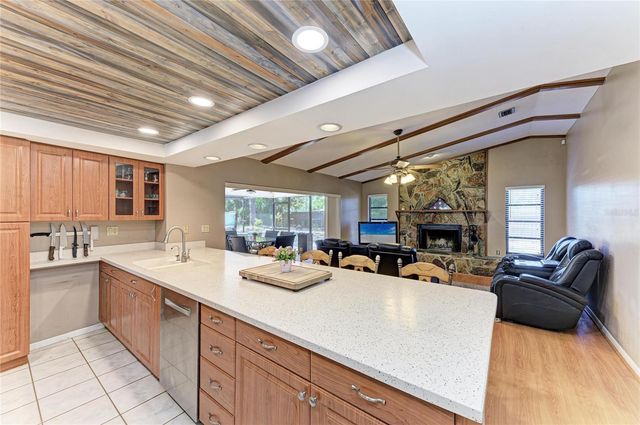 108 70TH STREET NW, Bradenton, FL 34209