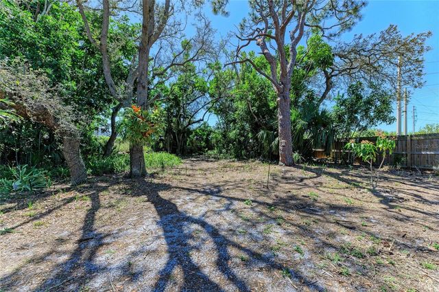 108 70TH STREET NW, Bradenton, FL 34209