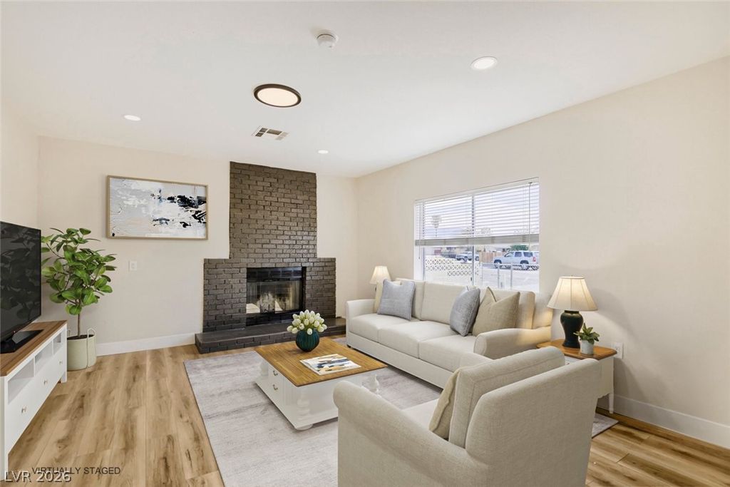 914 Palo Verde Drive, Henderson, NV 89015 — photo 2