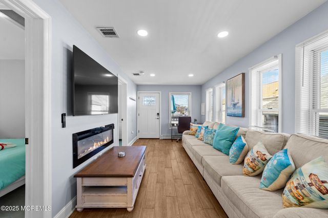 140 Ocean Avenue, Point Pleasant Beach, NJ 08742