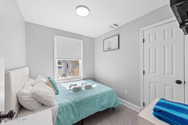 140 Ocean Avenue, Point Pleasant Beach, NJ 08742