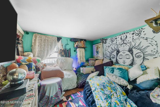 140 Ocean Avenue, Point Pleasant Beach, NJ 08742