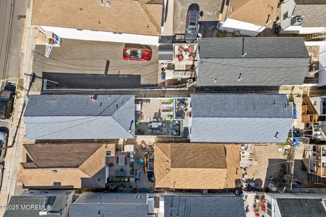 140 Ocean Avenue, Point Pleasant Beach, NJ 08742