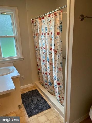 306 FERNWOOD AVE, Harrisburg, PA 17112