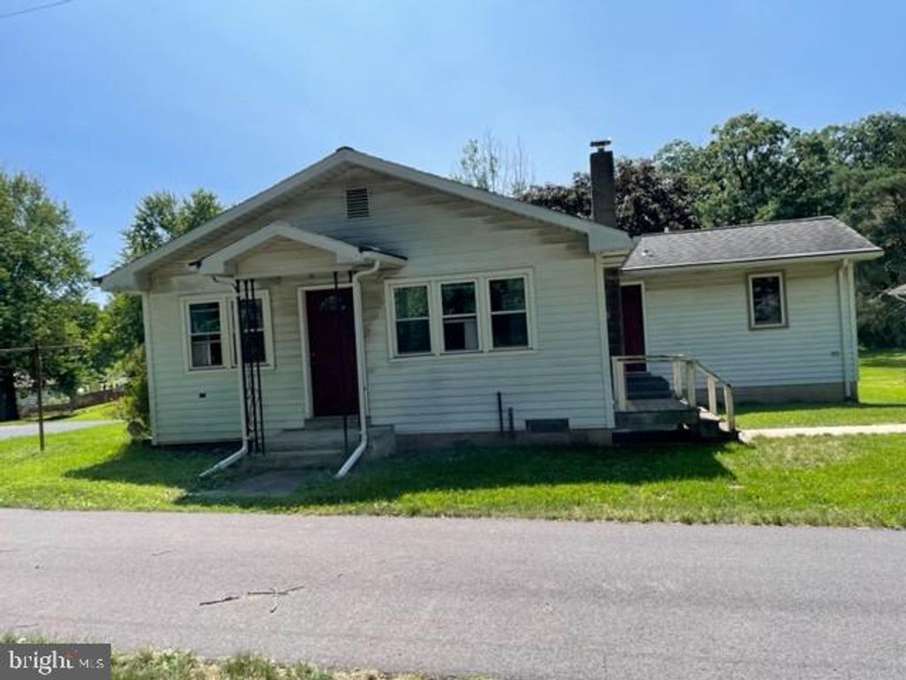 306 FERNWOOD AVE, Harrisburg, PA 17112
