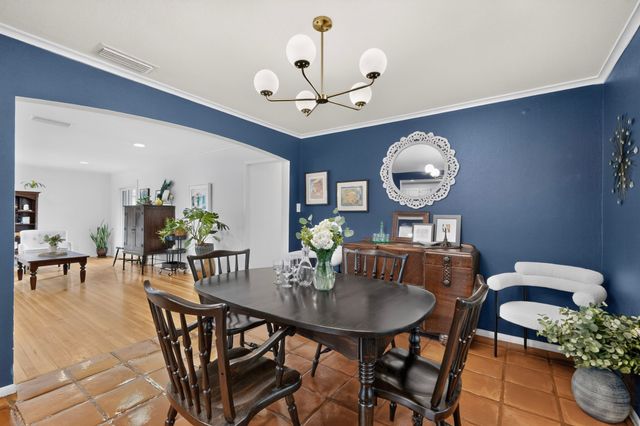 6718 Santa Anita Drive, Dallas, TX 75214
