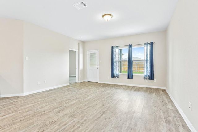 2072 Port Ellen DR, Round Rock, TX 78664