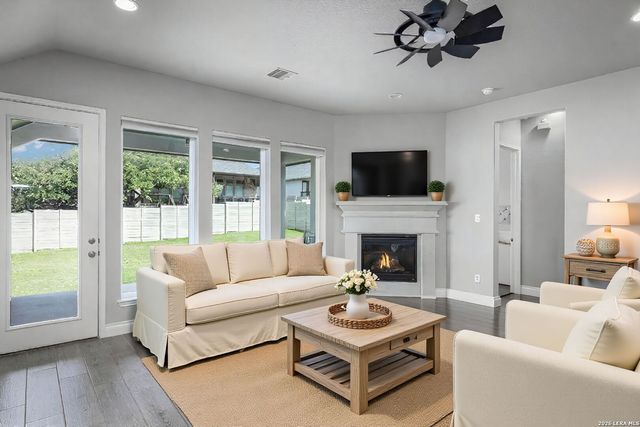 480 TOBACCO PASS, New Braunfels, TX 78132