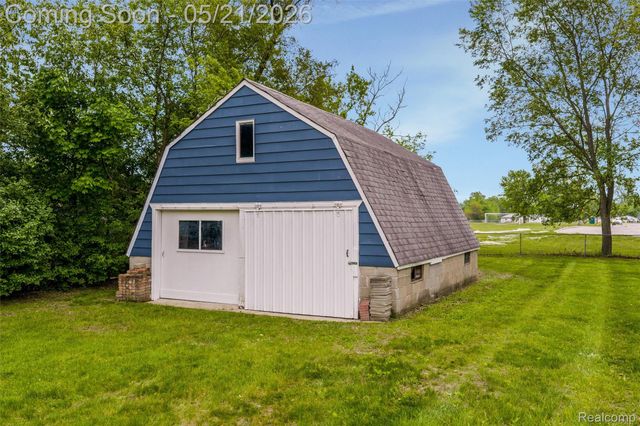 34685 Bridgeman Street, Farmington Hills, MI 48335