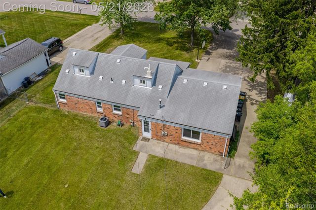 34685 Bridgeman Street, Farmington Hills, MI 48335