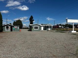 401 W DAKOTA AVE, Hayden, ID 83835