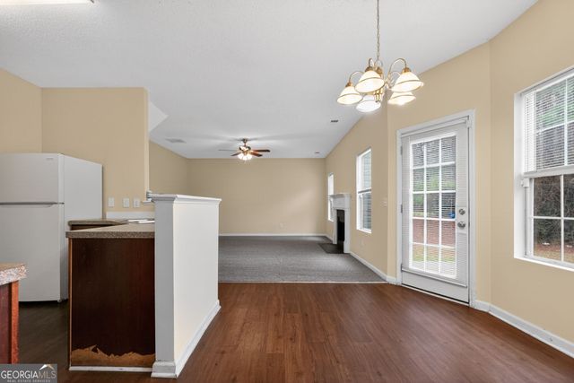 6261 Polar Fox Court, Riverdale, GA 30296