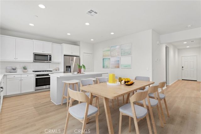 11726 Calenda Court, Victorville, CA 92392