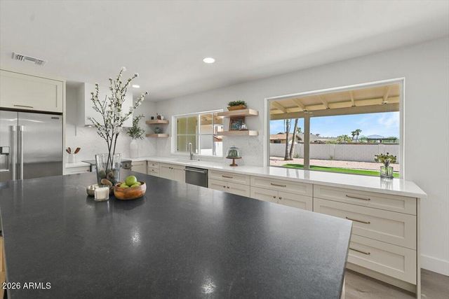 14047 N HAMPSTEAD Drive, Fountain Hills, AZ 85268