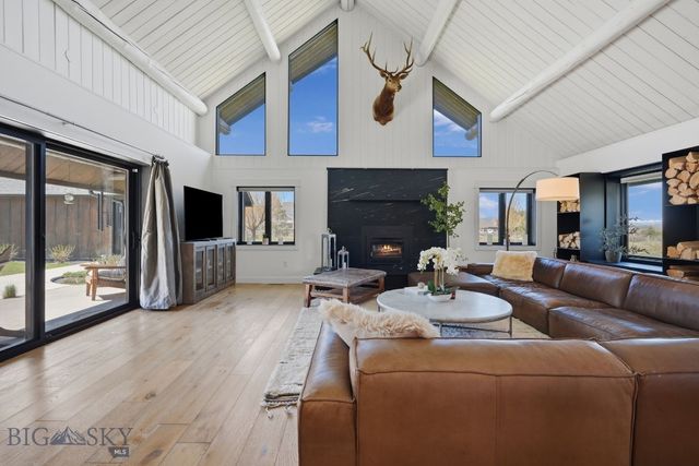 1589 Cougar Drive, Bozeman, MT 59718