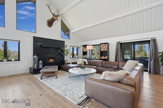 1589 Cougar Drive, Bozeman, MT 59718