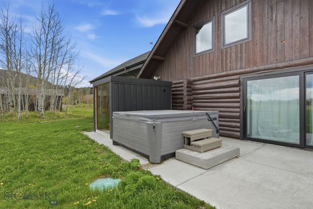 1589 Cougar Drive, Bozeman, MT 59718