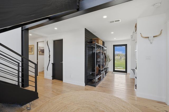1589 Cougar Drive, Bozeman, MT 59718