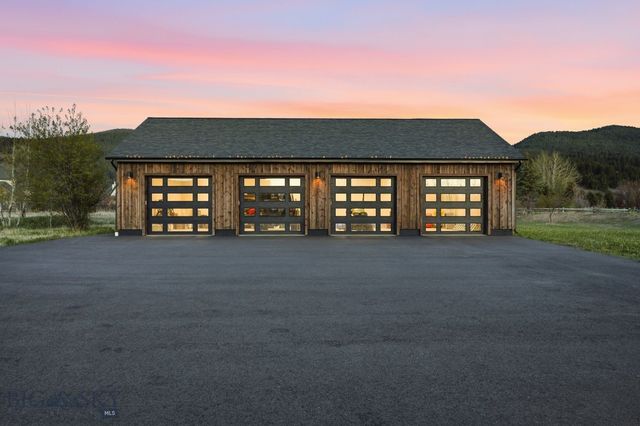 1589 Cougar Drive, Bozeman, MT 59718