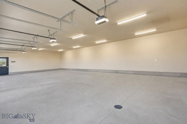 1589 Cougar Drive, Bozeman, MT 59718