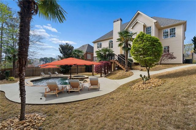 3960 Bonnett Creek Lane, Hoschton, GA 30548