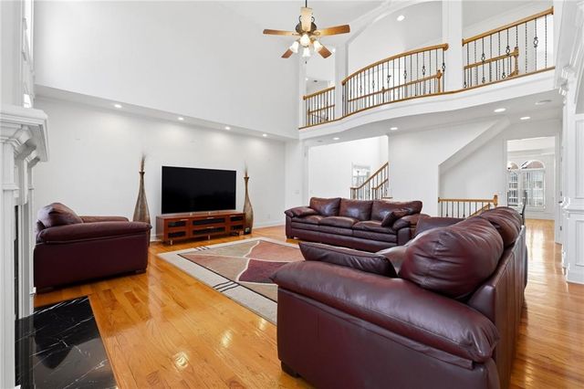 3960 Bonnett Creek Lane, Hoschton, GA 30548