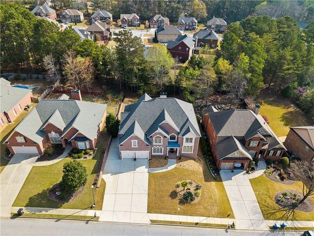 3960 Bonnett Creek Lane, Hoschton, GA 30548