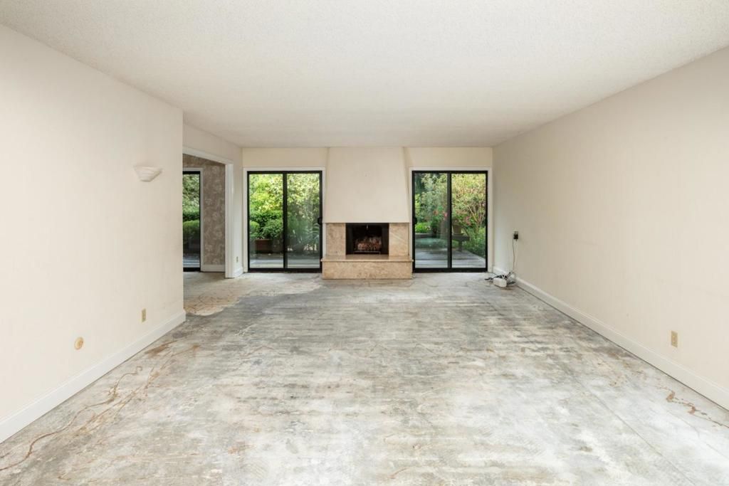 Image 4 of property listing at 37 Deep Well Lane, Los Altos, CA 94022