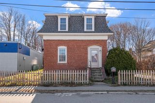 7 Cram Avenue, Pittsfield, NH 03263