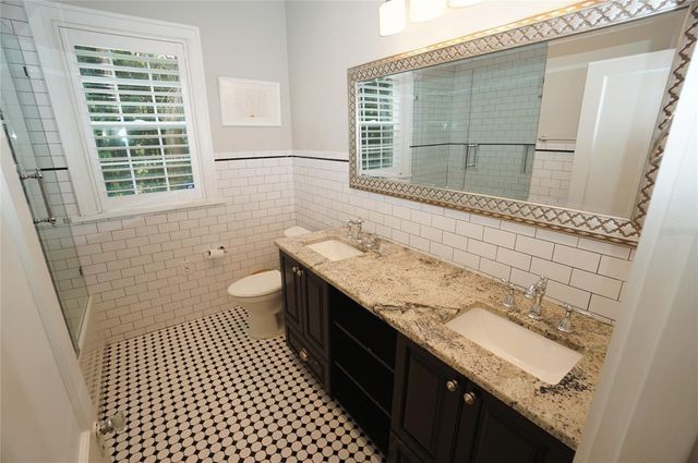 4108 W AZEELE STREET, Tampa, FL 33609