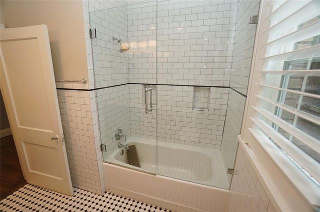 4108 W AZEELE STREET, Tampa, FL 33609