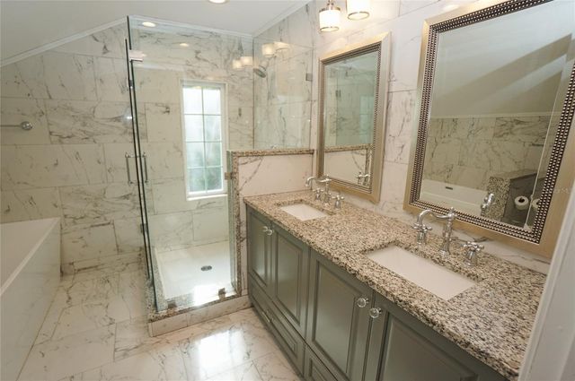 4108 W AZEELE STREET, Tampa, FL 33609