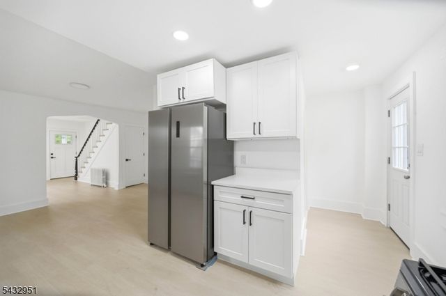 89 High St, Newton Town, NJ 07860