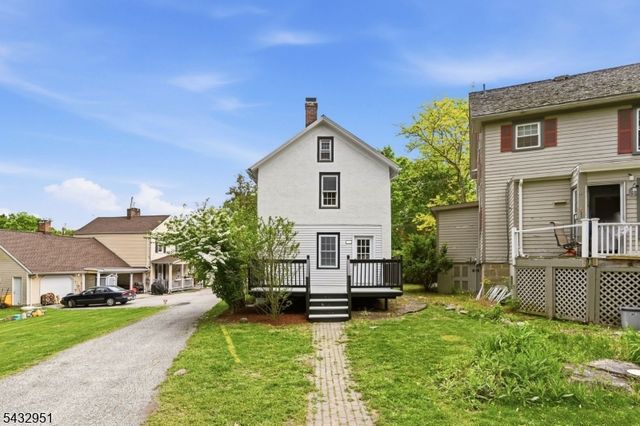 89 High St, Newton Town, NJ 07860
