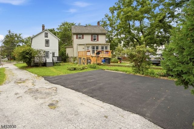 89 High St, Newton Town, NJ 07860