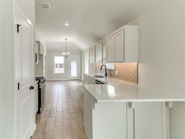 1105 SW 139th Terrace, Oklahoma City, OK 73170