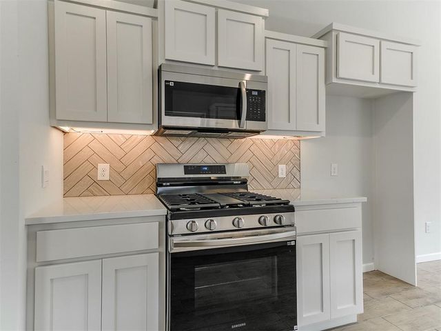 1105 SW 139th Terrace, Oklahoma City, OK 73170