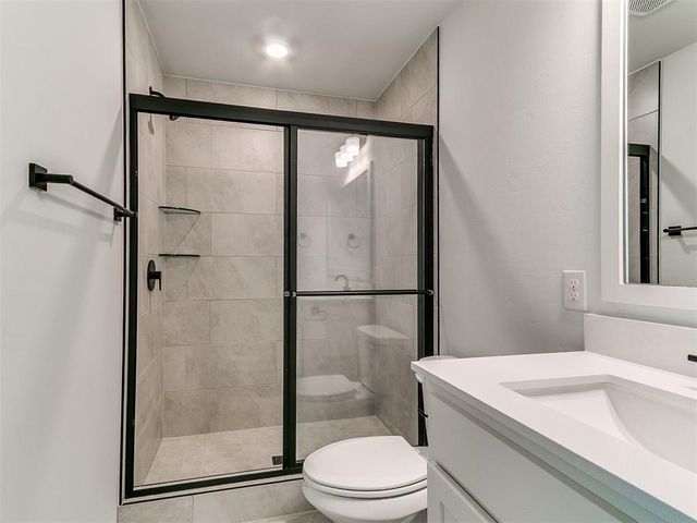 1105 SW 139th Terrace, Oklahoma City, OK 73170