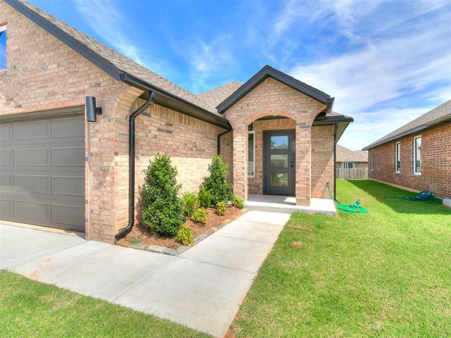 1105 SW 139th Terrace, Oklahoma City, OK 73170