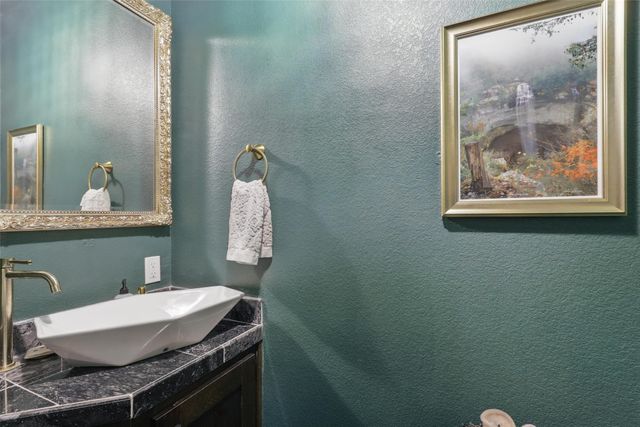 109 Whitney Court, Aledo, TX 76008